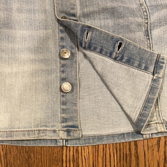 American Eagle Mini High Waisted Button Blue Denim Skirt​​​ - Picture 6 of 9